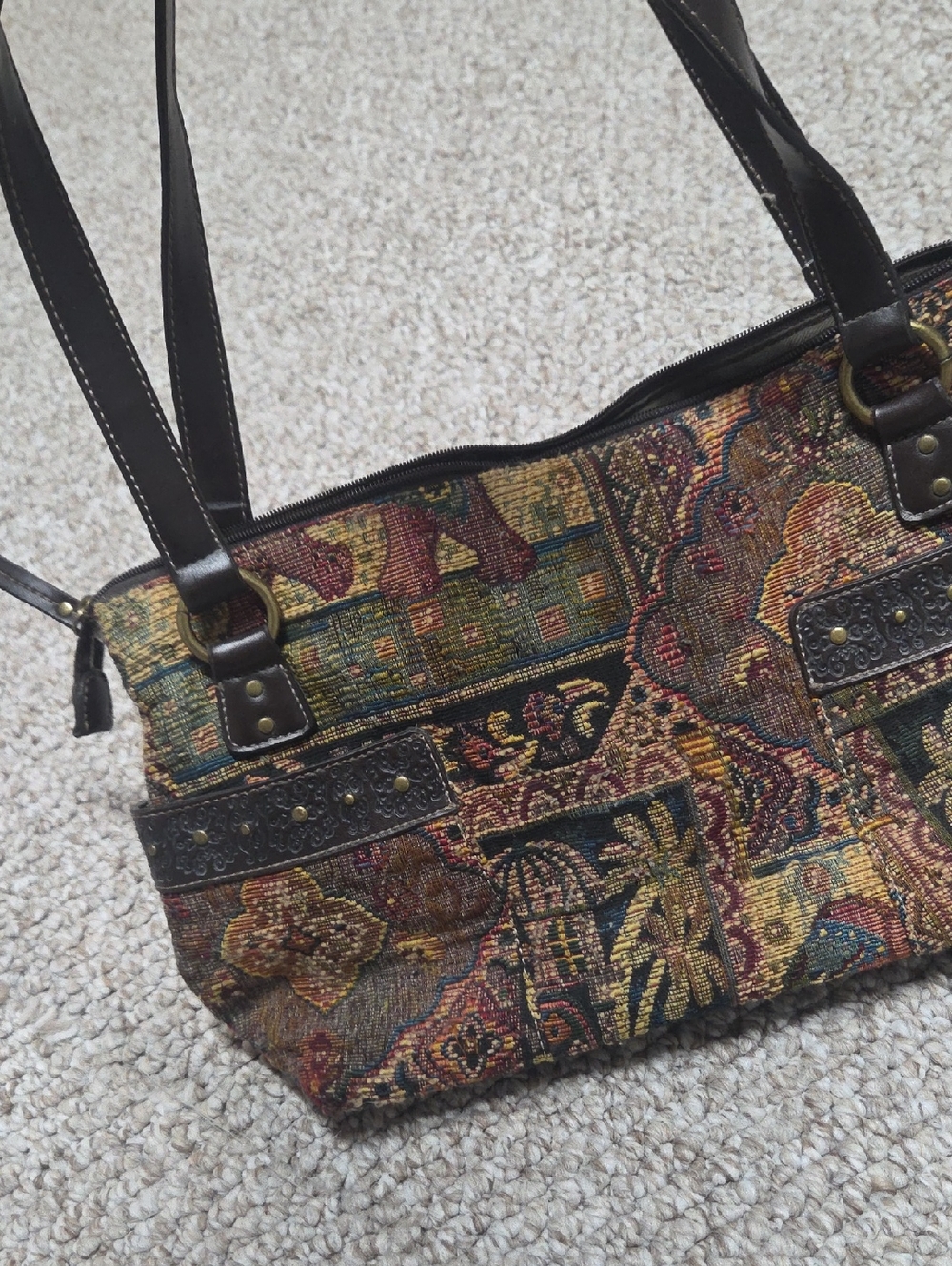 Relic Handbag - Picture 2 of 5